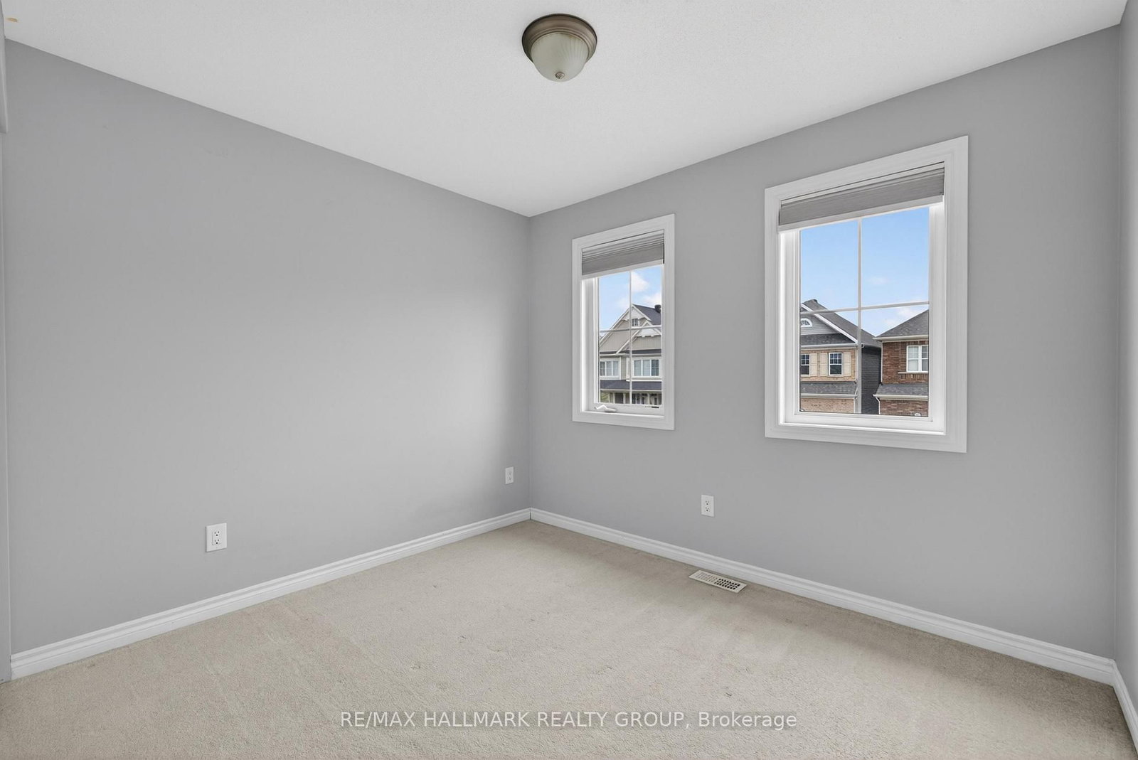 81 Switch Grass Crescent • Ottawa, ON photo 19