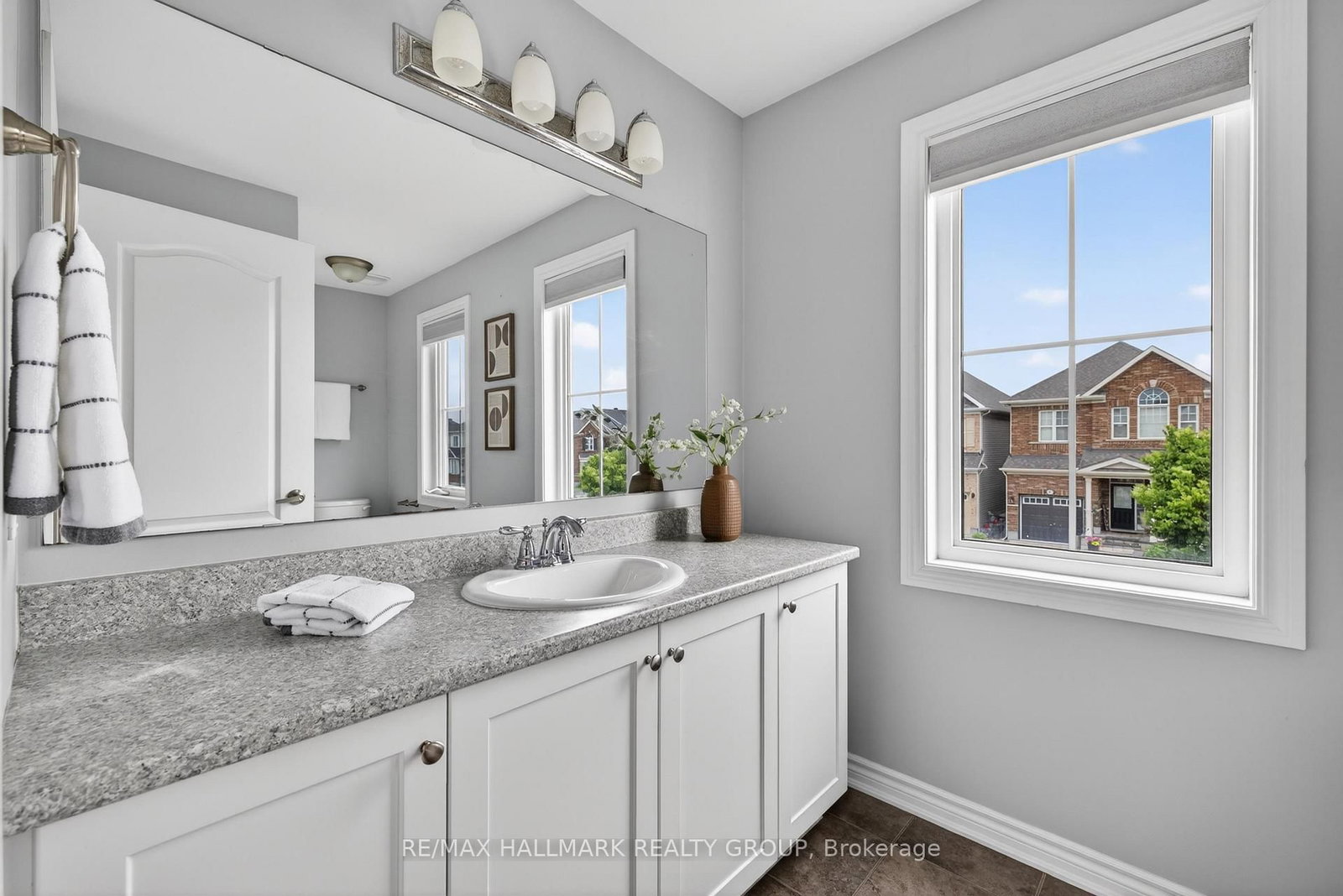 81 Switch Grass Crescent • Ottawa, ON photo 21