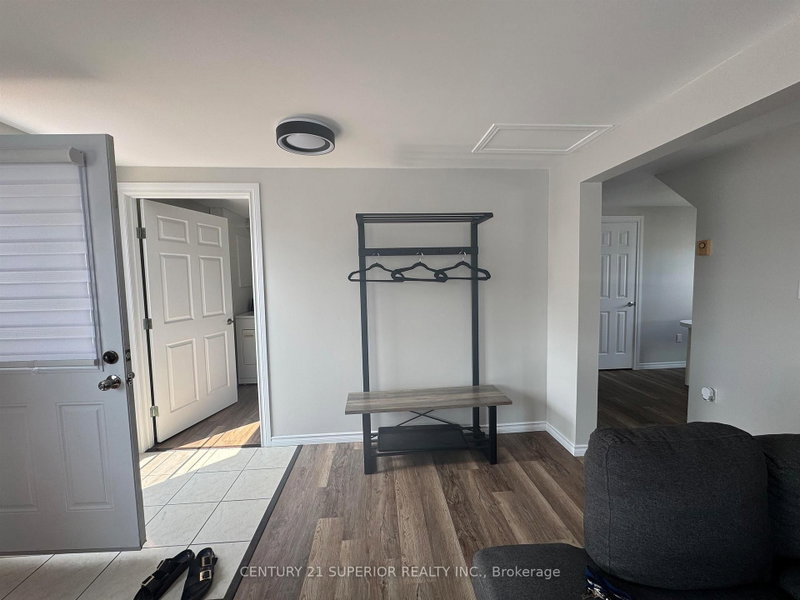 49 Otter Ave