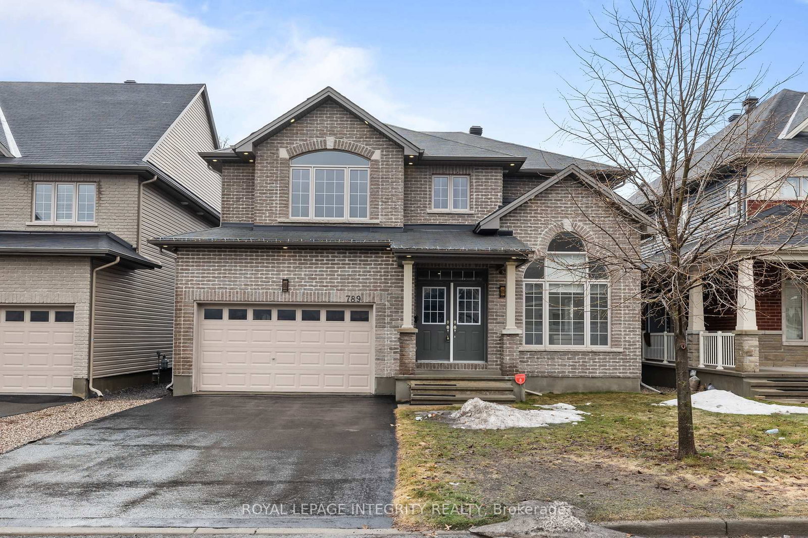 789 Fiddlehead Street • Ottawa, ON photo 1