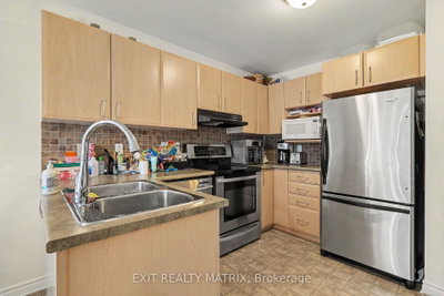 416 Goldenbrook Way