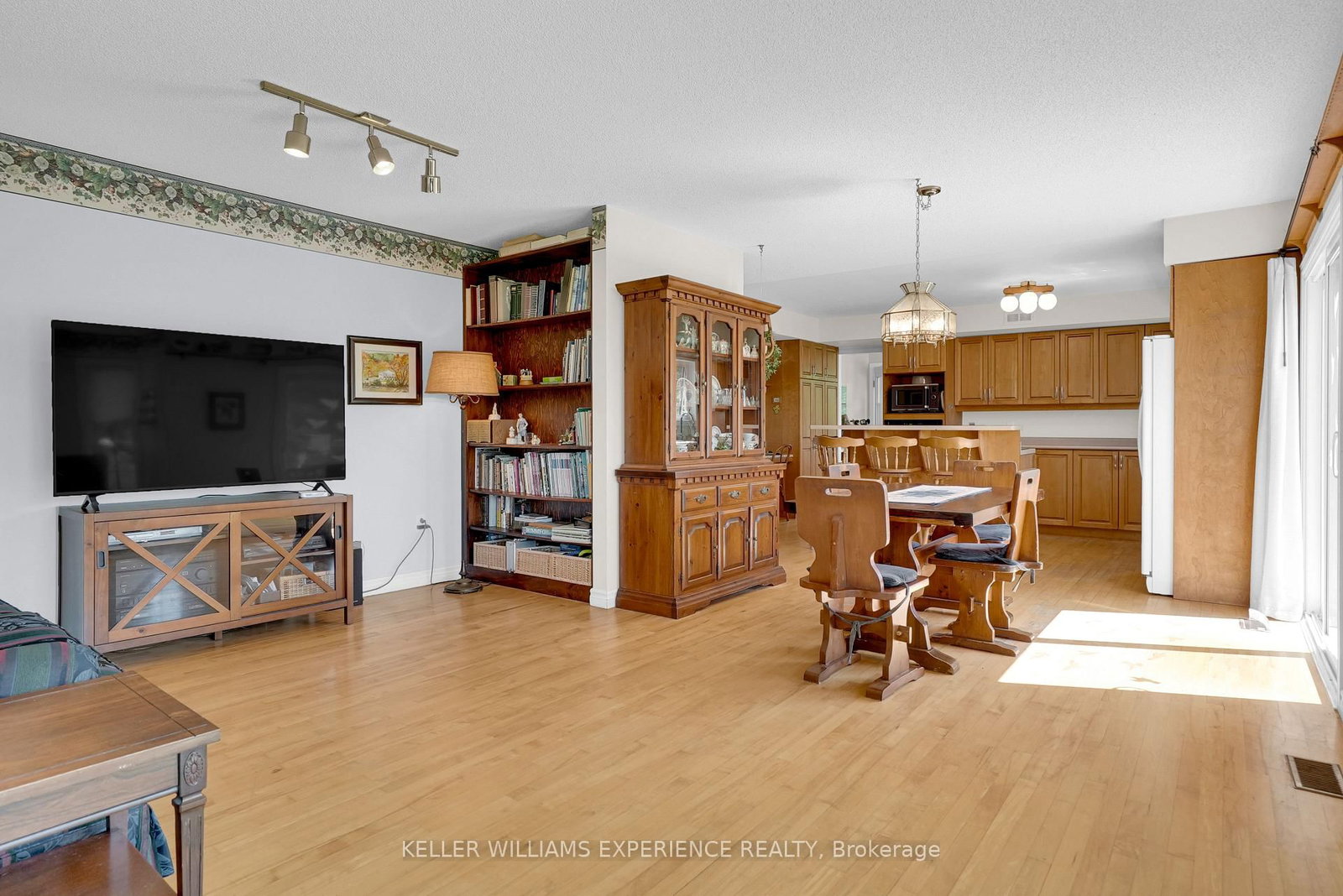 203 Santas Village Road - Photo 14