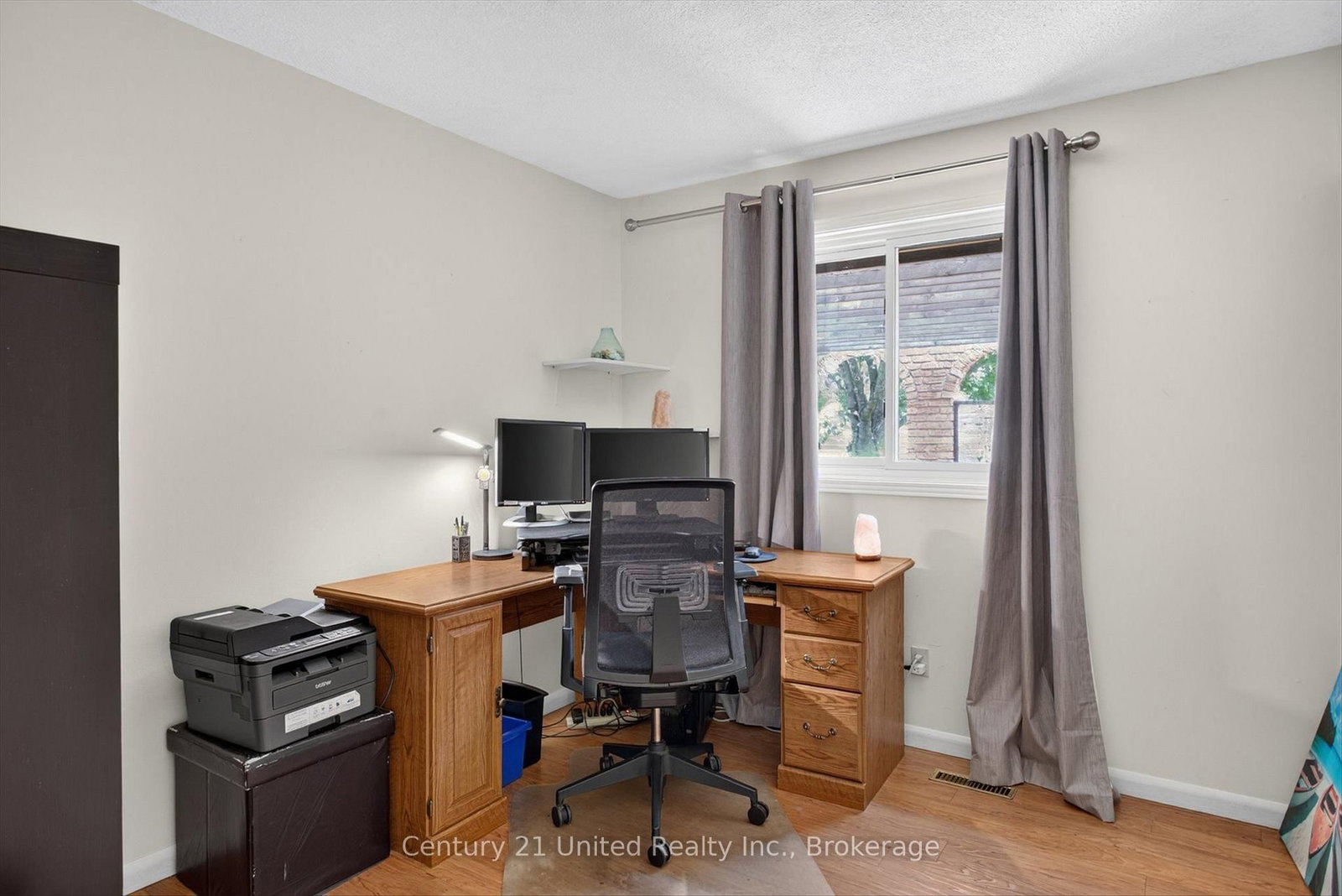 2121 Meadowview Road • Peterborough, ON photo 27