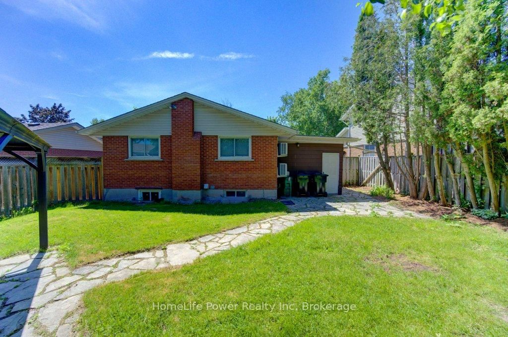 136 Dunsmere Drive • Kitchener, ON photo 22
