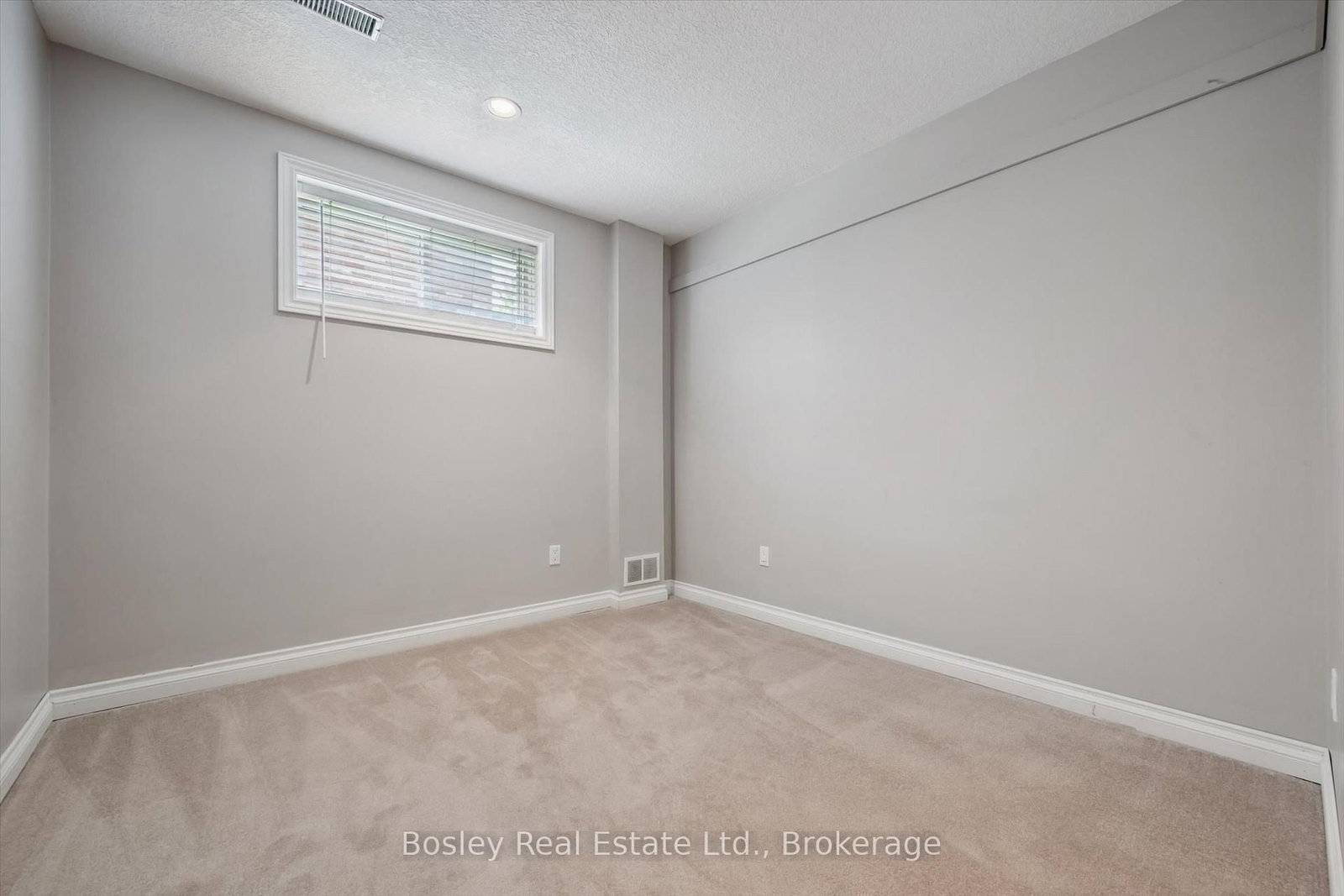 37 Munroe Crescent • Guelph, ON photo 30