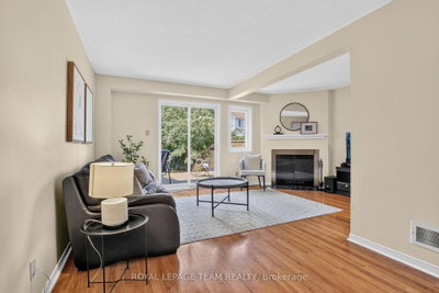 65 Woodpark Way • Ottawa, ON photo 5