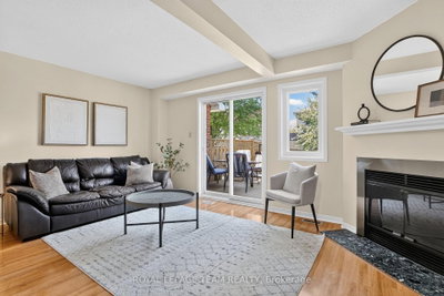 65 Woodpark Way • Ottawa, ON photo 7