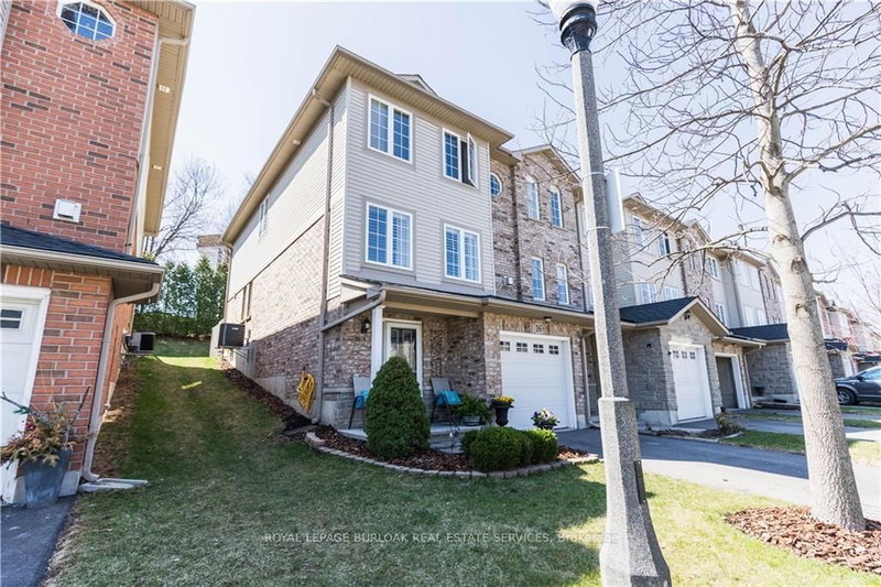 Unit 16 — 7 Southside Place, Hamilton