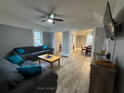 512 E 18th Street • Owen Sound, ON photo 8