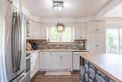 13 Orlando Drive • St. Catharines, ON photo 9