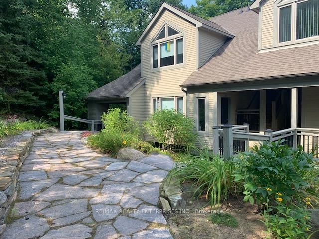 11 - 4031 Grandview Forest Hill Drive