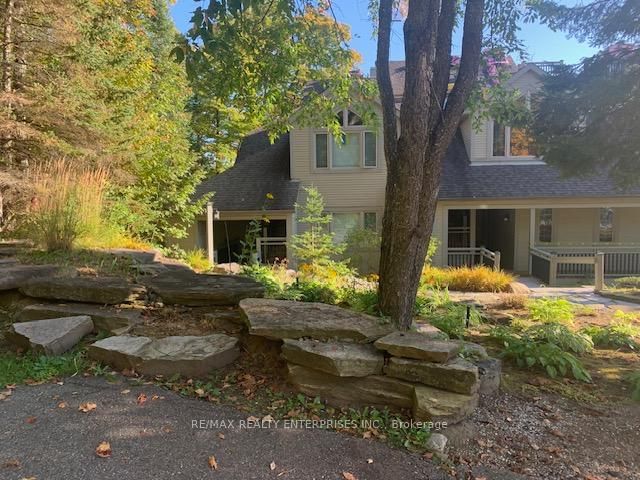 11 - 4031 Grandview Forest Hill Drive