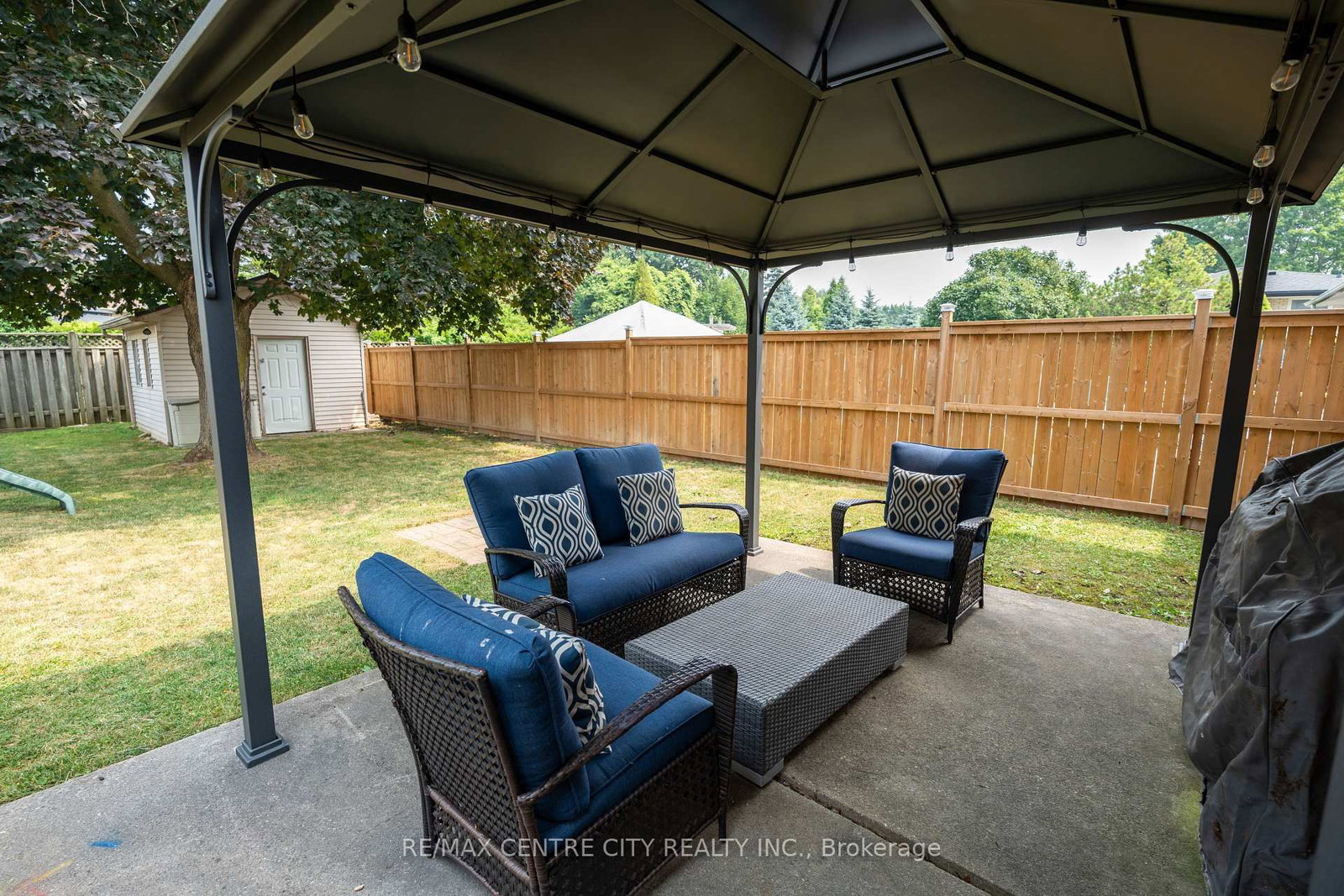 366 Hudson Drive • London East, ON photo 47
