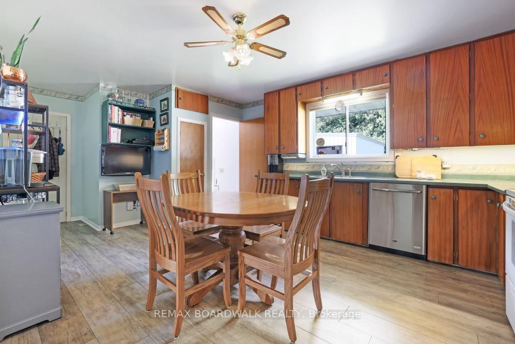 2043 Carp Road • Carp, ON photo 12