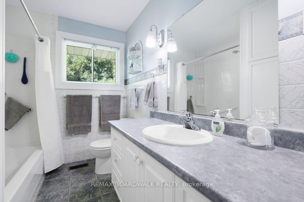 2043 Carp Road • Carp, ON photo 17