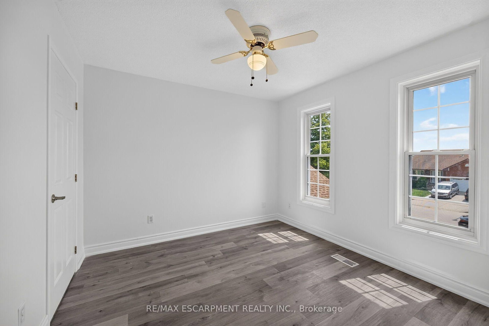 21 Springgarden Crescent • Hamilton, ON photo 25