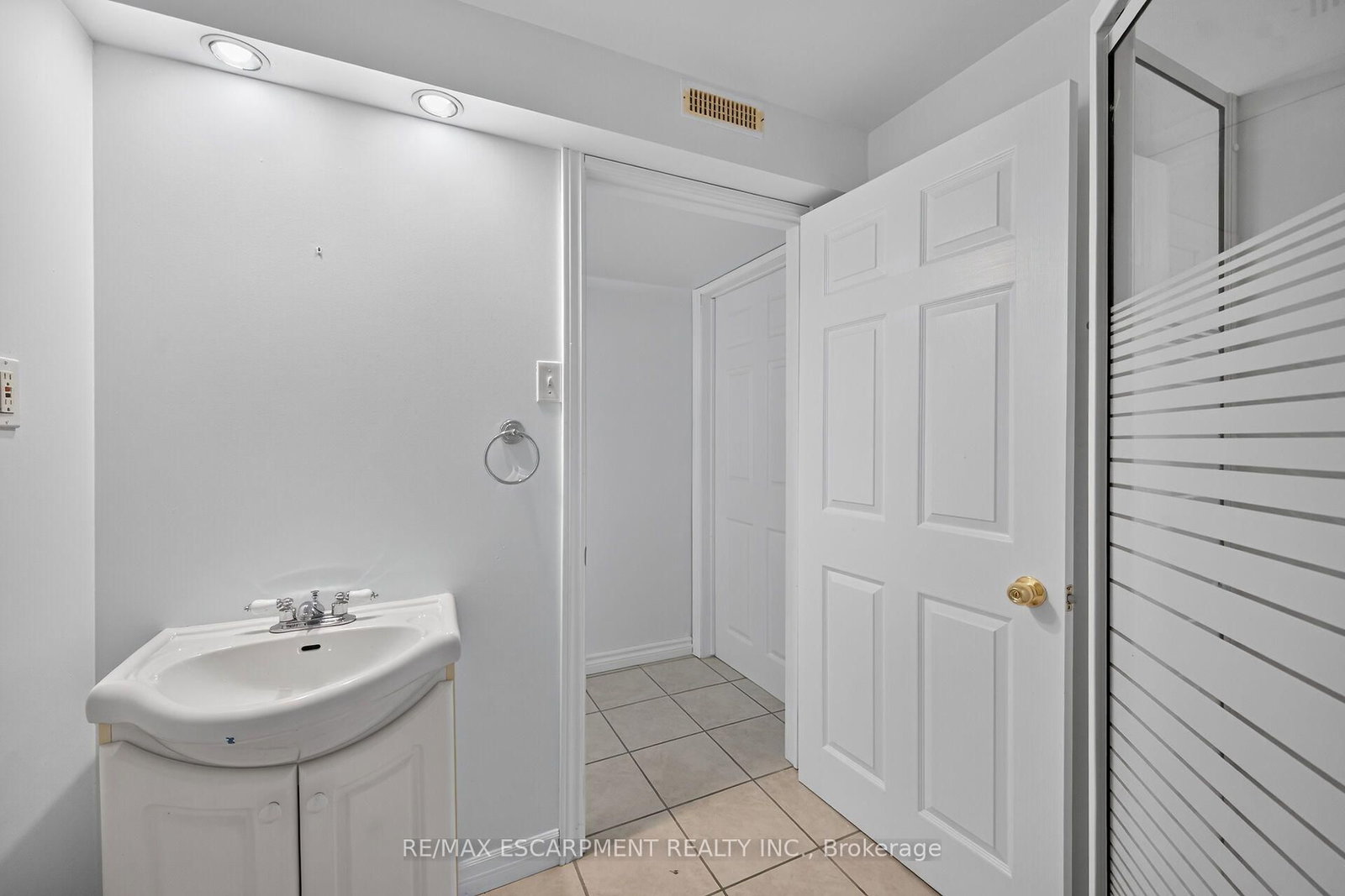 21 Springgarden Crescent • Hamilton, ON photo 36