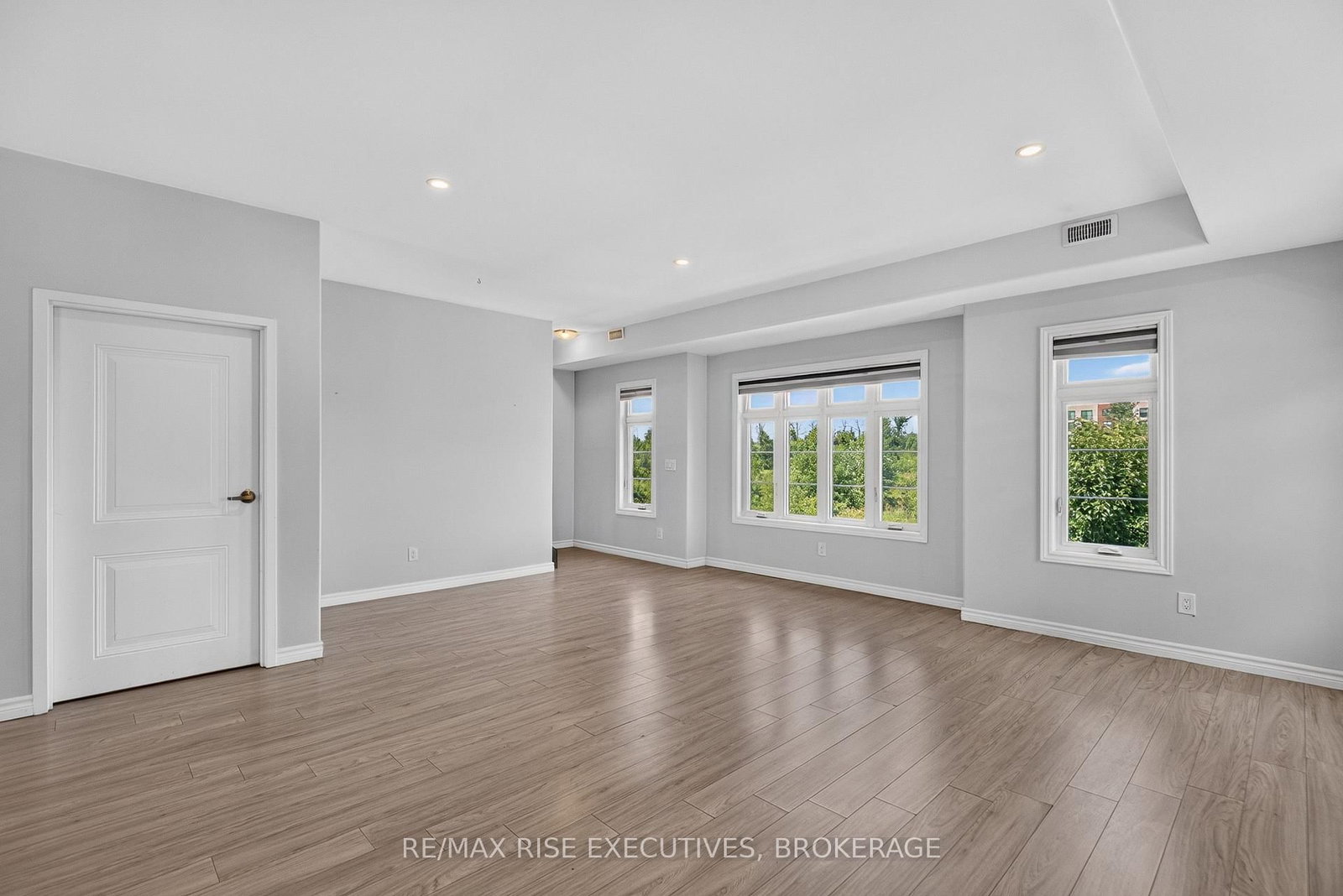 1015 Terra Verde Way • #201 • Kingston, ON photo 14