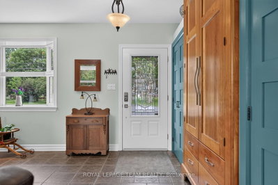 7780 Bleeks Road • Munster, ON photo 4