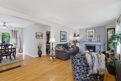415 Randol Drive • London South, ON photo 3