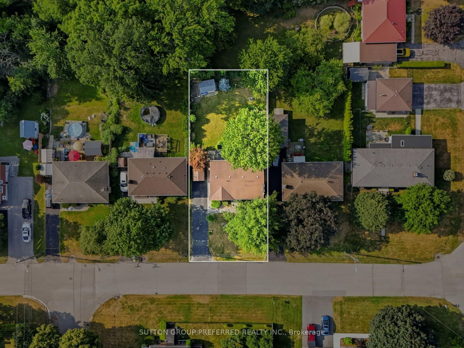 415 Randol Drive • London South, ON photo 40