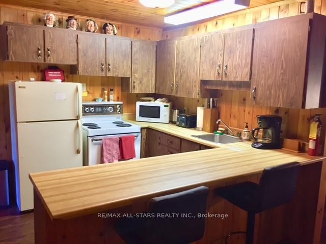 213 Connemara Lane • Griffith, ON photo 33