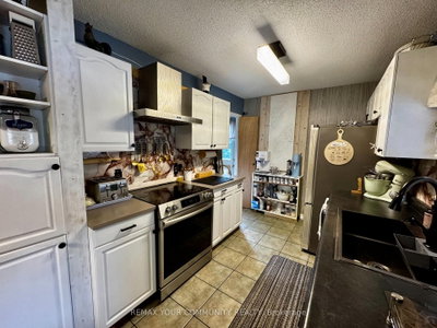 42 Sprucedale Street • Highlands East, ON photo 5