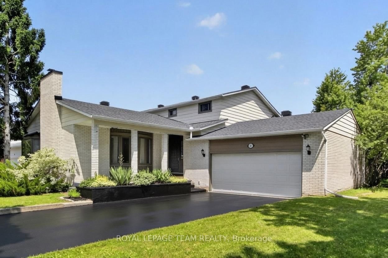 61 Amberwood Crescent • Ottawa, ON photo 5