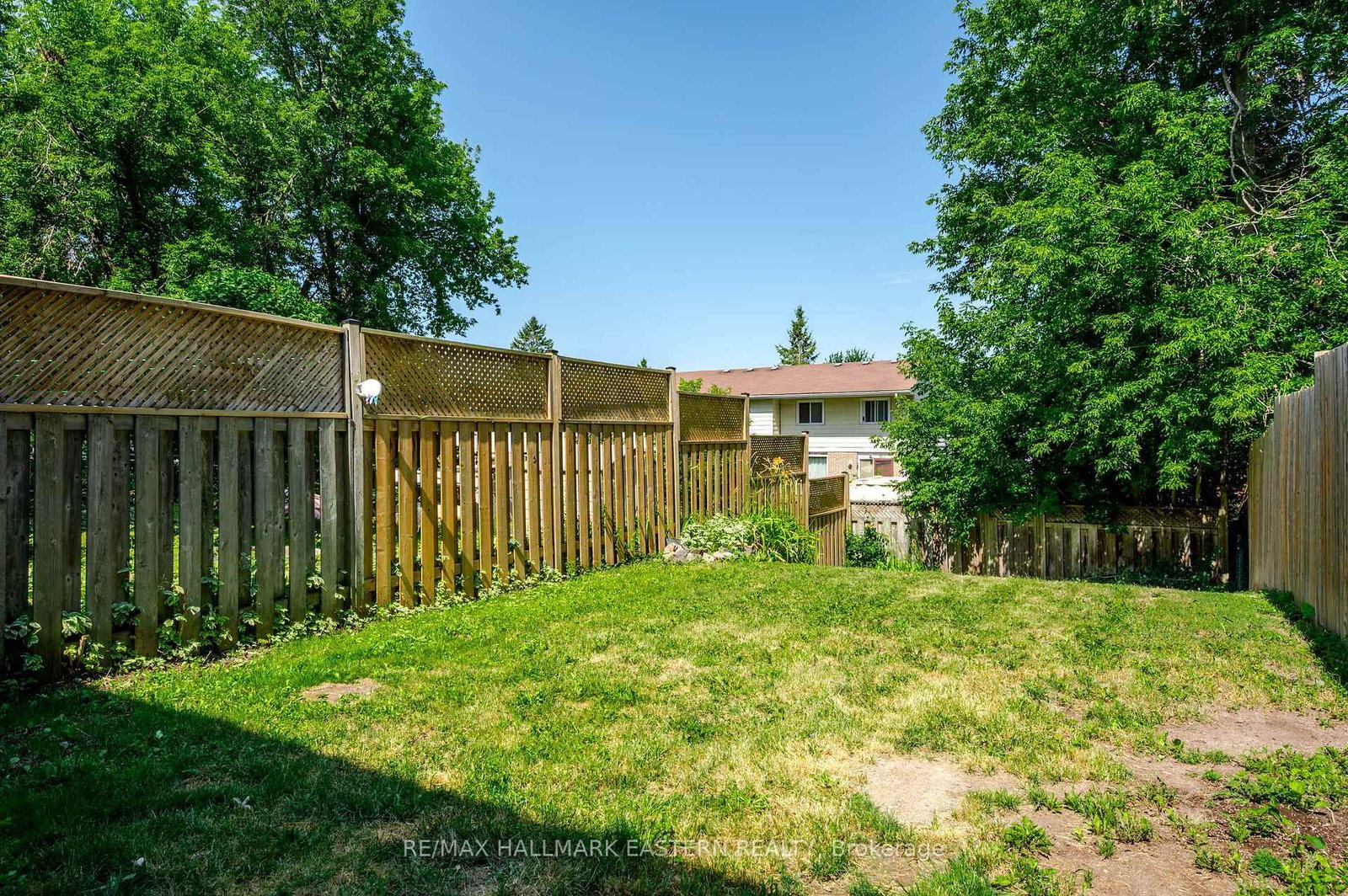 210 Maxwell Avenue • Peterborough, ON photo 34