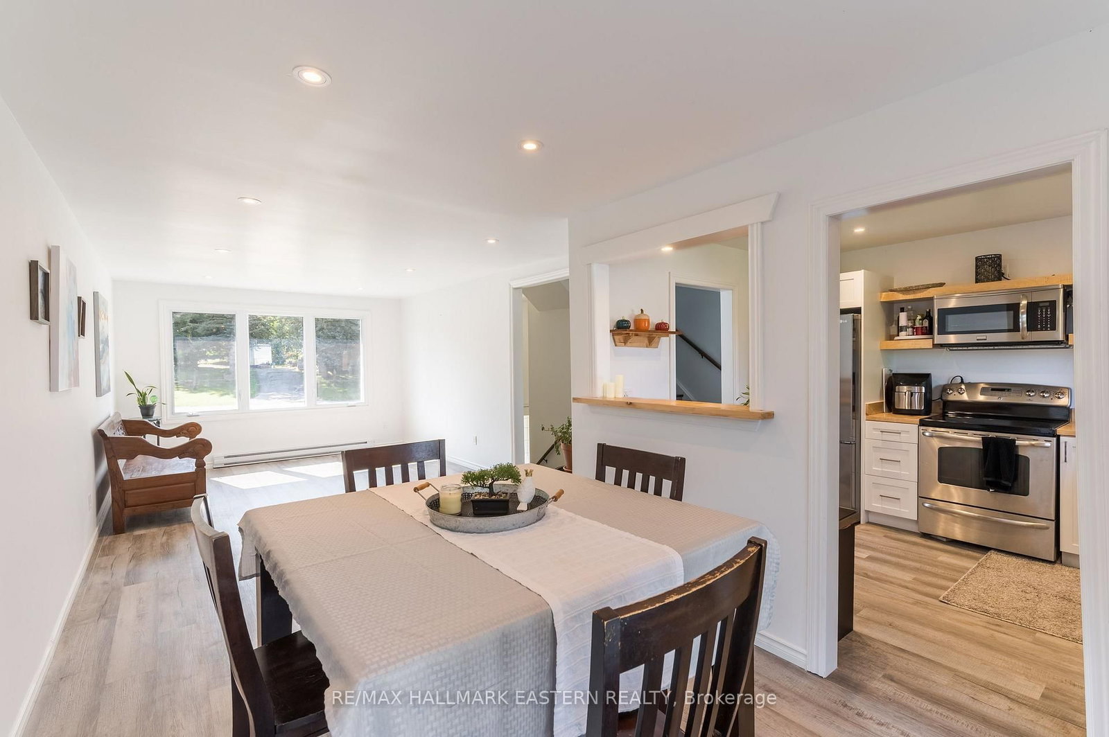 210 Maxwell Avenue • Peterborough, ON photo 8