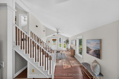2990 Rutledge Road • Sydenham, ON photo 8