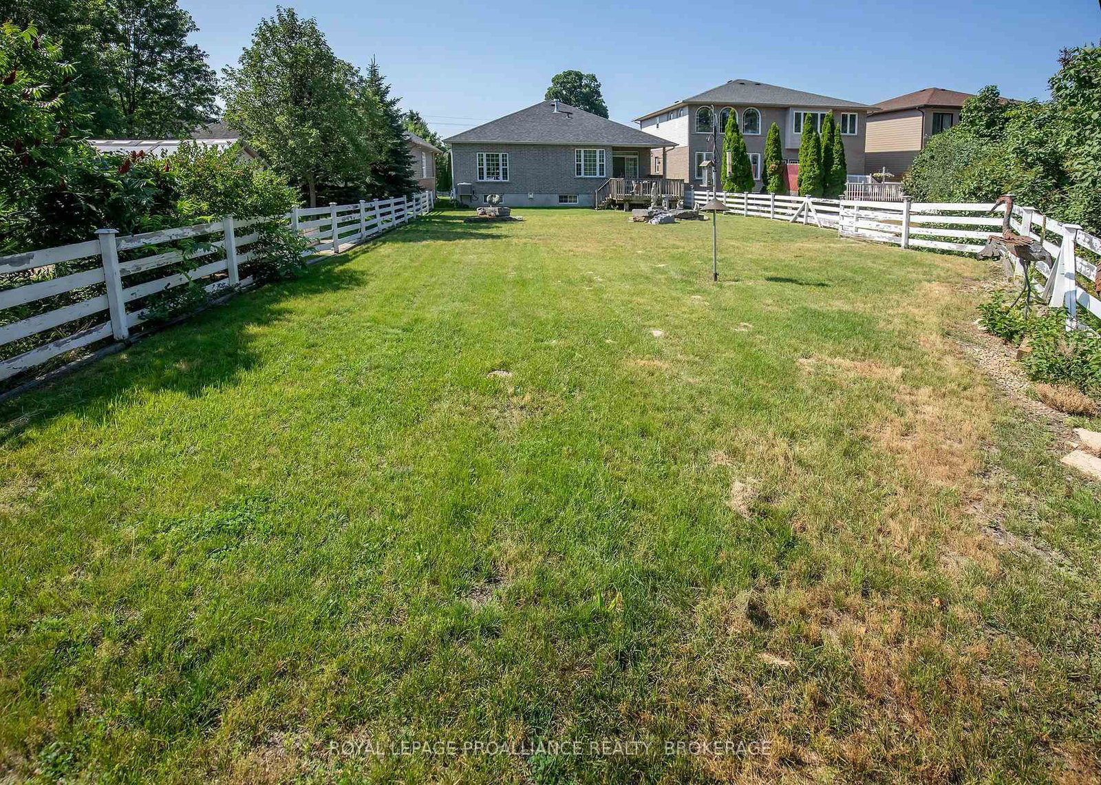 1098 Coverdale Drive • Kingston, ON photo 30