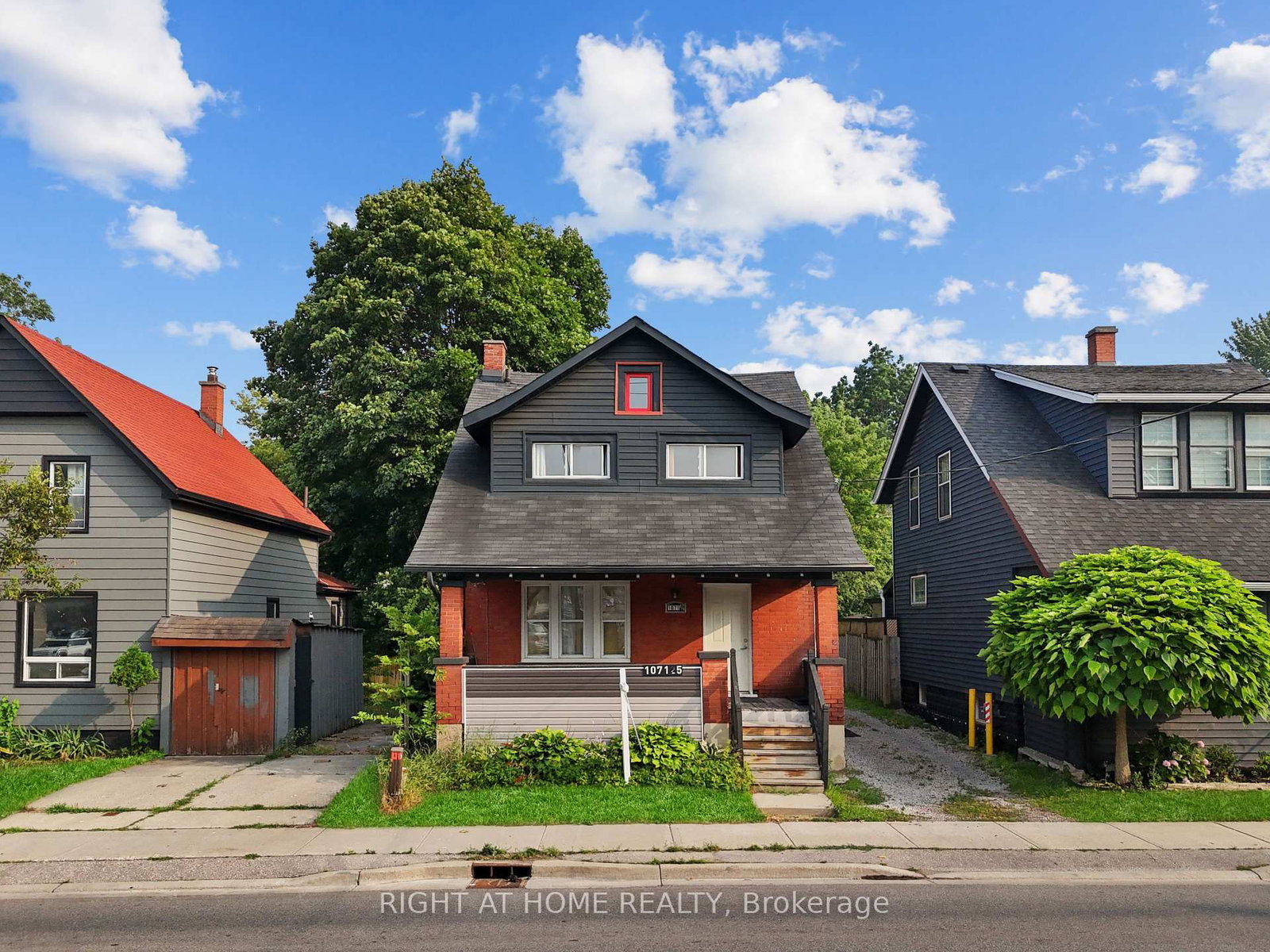 1071.5 Florence Street, London East — photo 1