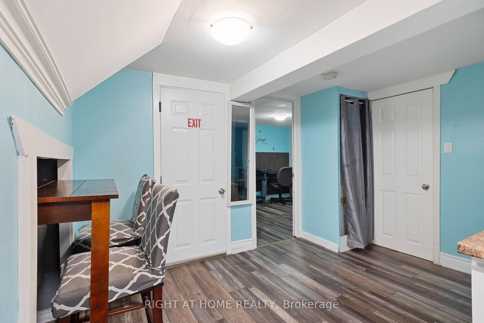 Listing Image 22