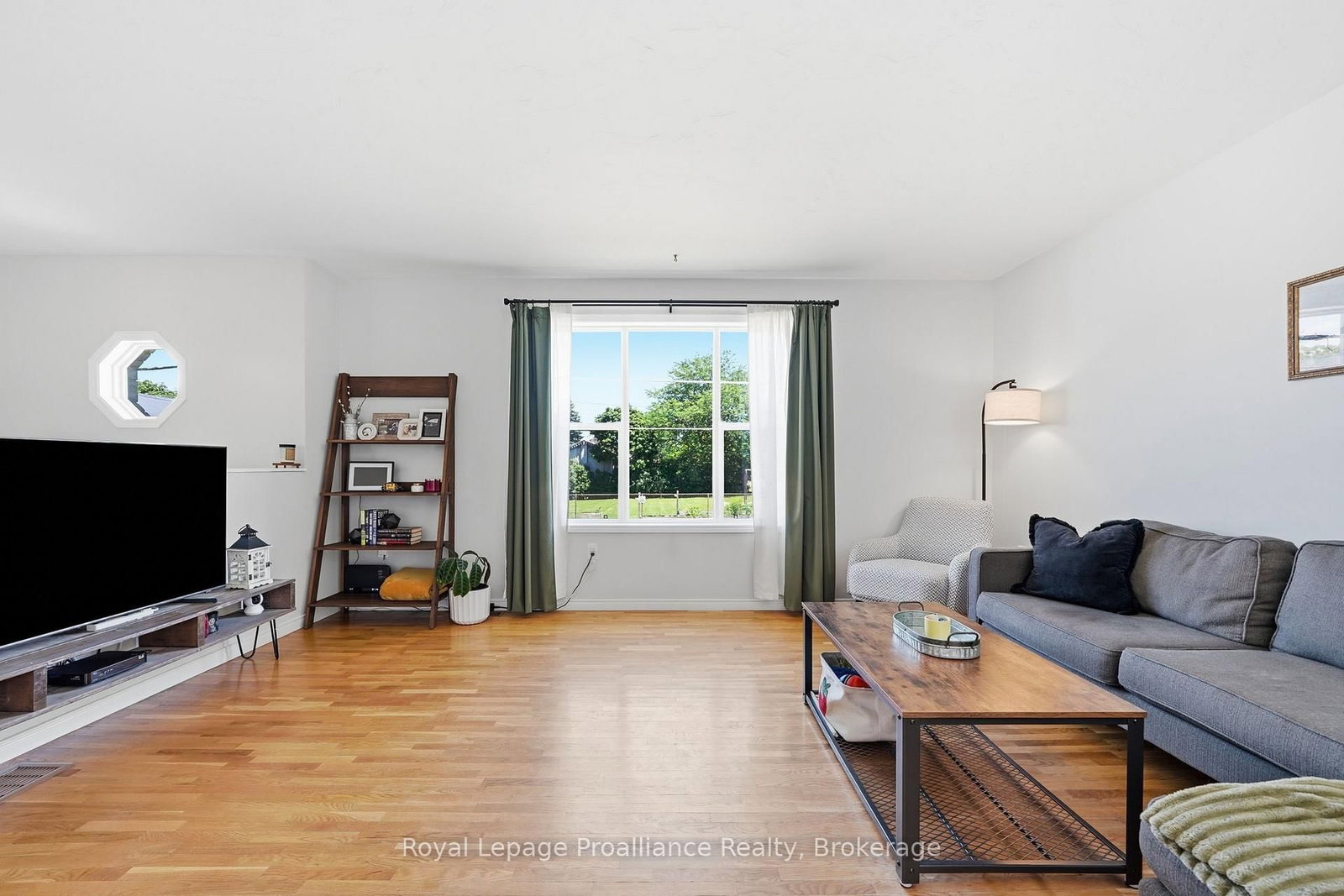 50 Octavia Street • Belleville, ON photo 13