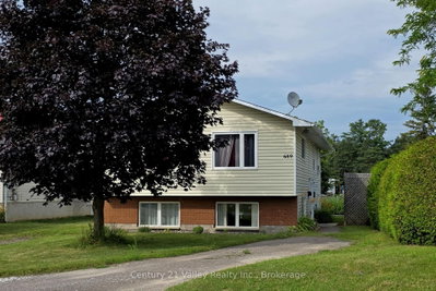 689 Fourth Street