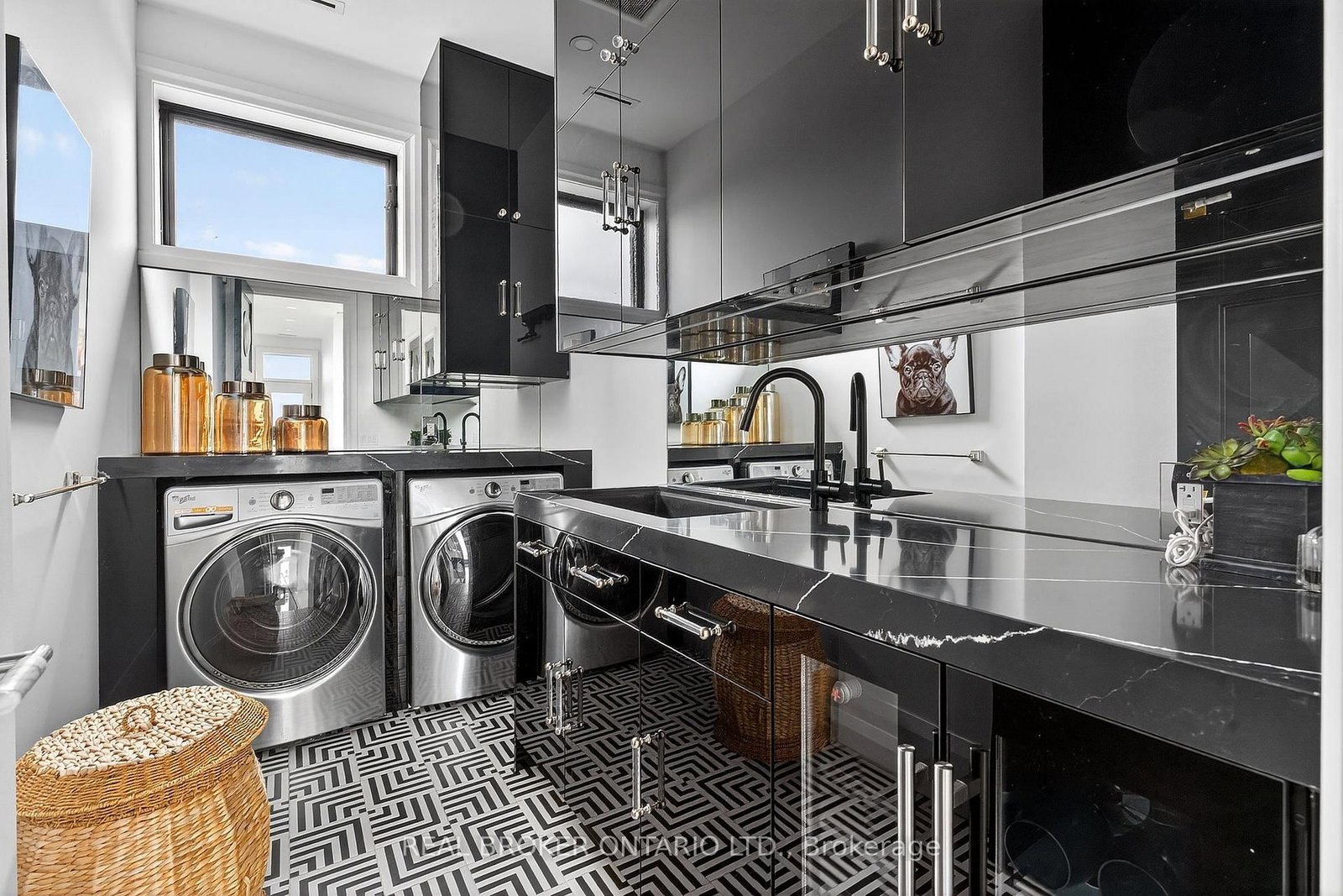 711 Beach Boulevard • Hamilton, ON photo 28