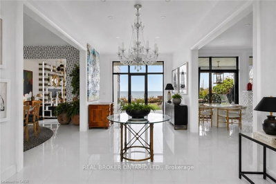 711 Beach Boulevard • Hamilton, ON photo 8