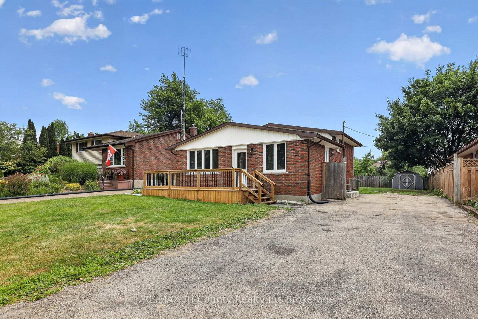 61 Airey Avenue • St. Thomas, ON photo 33