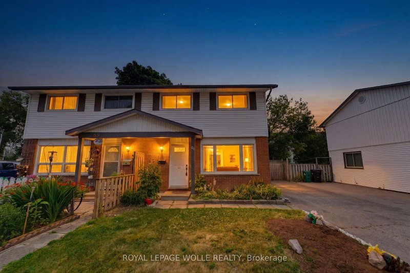 61 Balfour Crescent