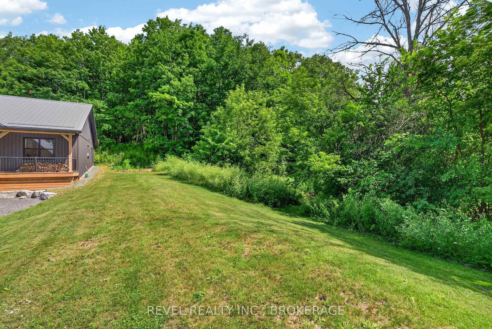 Listing Image 45