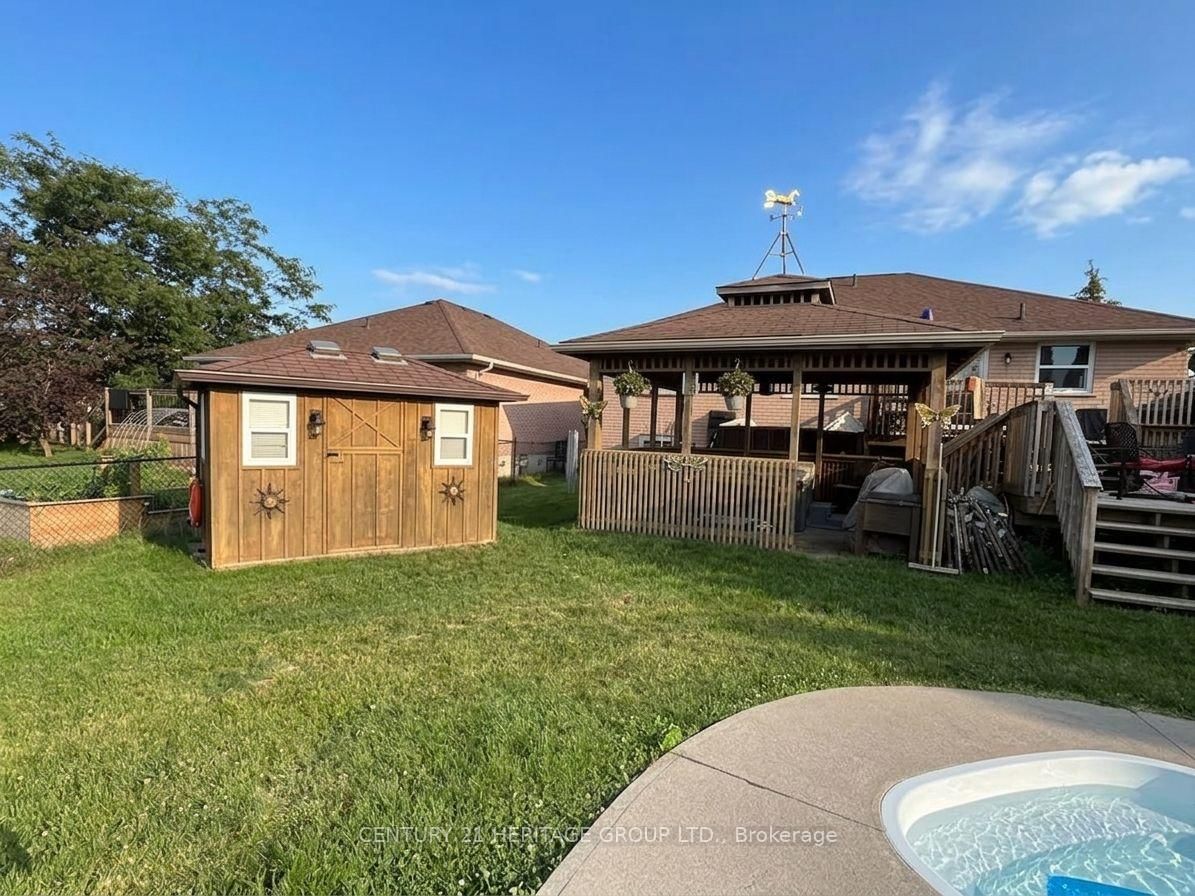 16 Eakins Crescent • Kawartha Lakes, ON photo 25