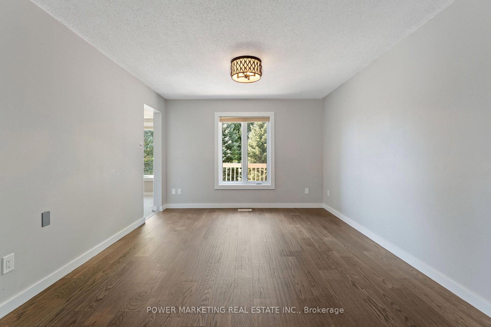 5722 KEMPLANE Court • Ottawa, ON photo 10