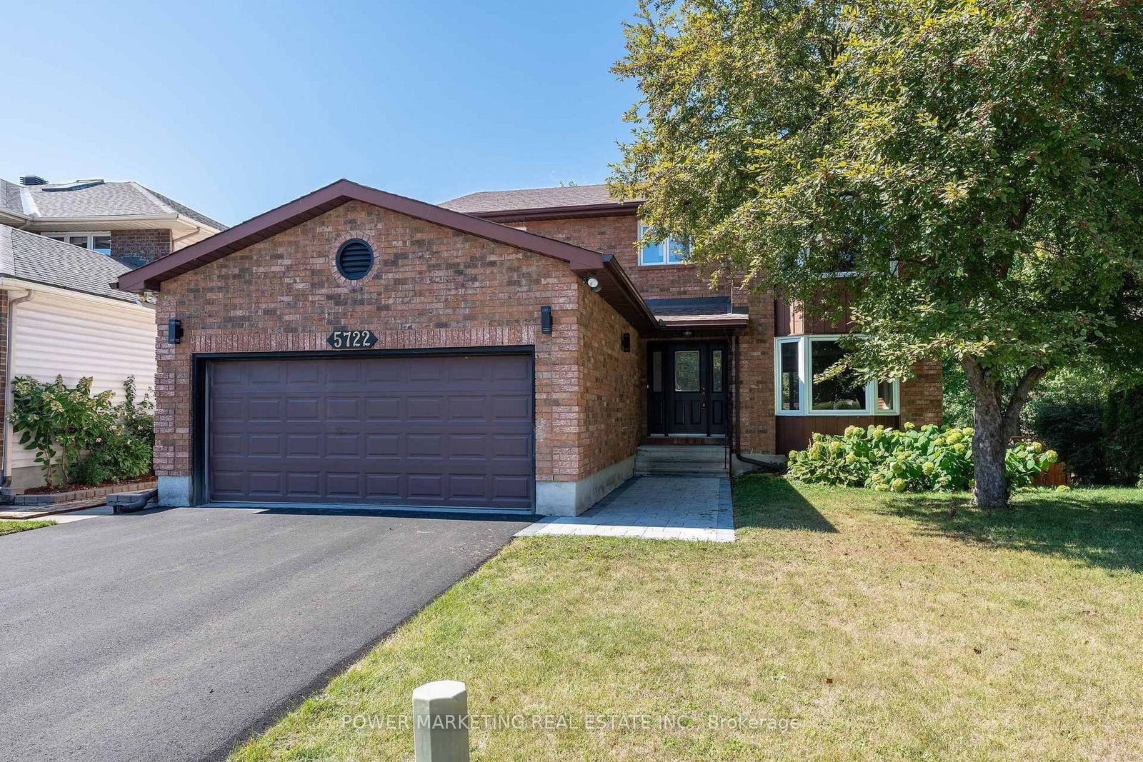 5722 KEMPLANE Court • Ottawa, ON photo 2