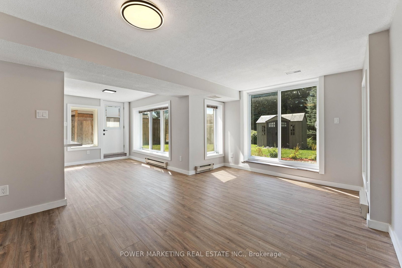 5722 KEMPLANE Court • Ottawa, ON photo 35