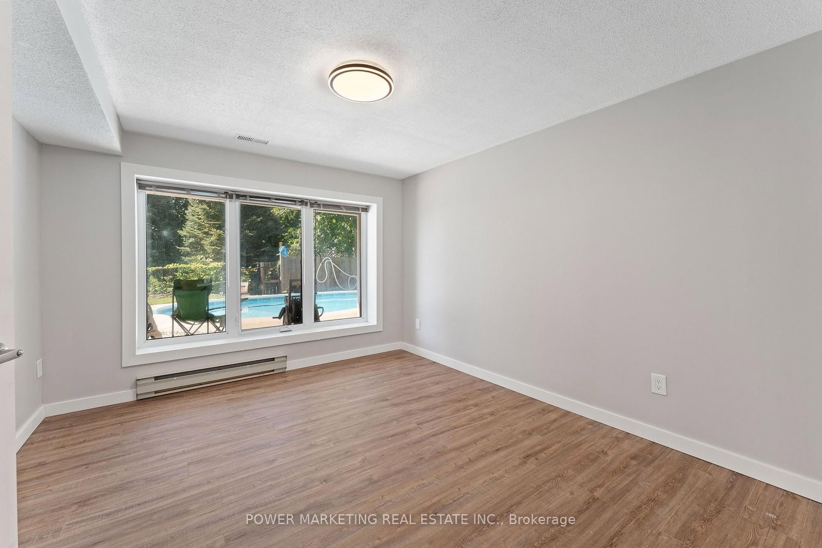 5722 KEMPLANE Court • Ottawa, ON photo 36