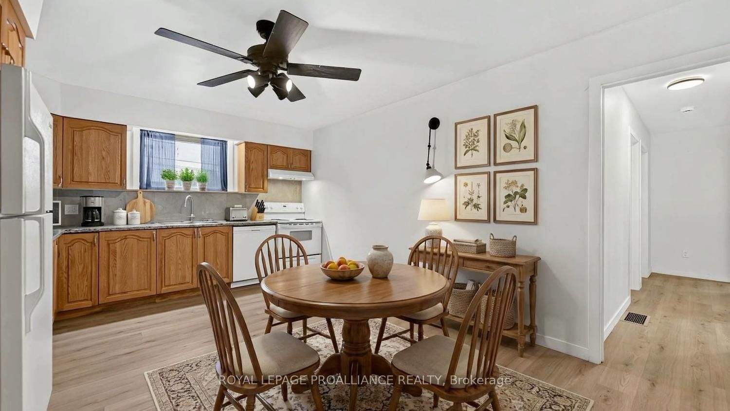 415 RAILWAY Avenue • Prescott, ON photo 10