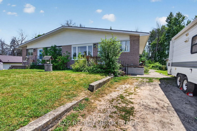 370 MEYERS CREEK Road