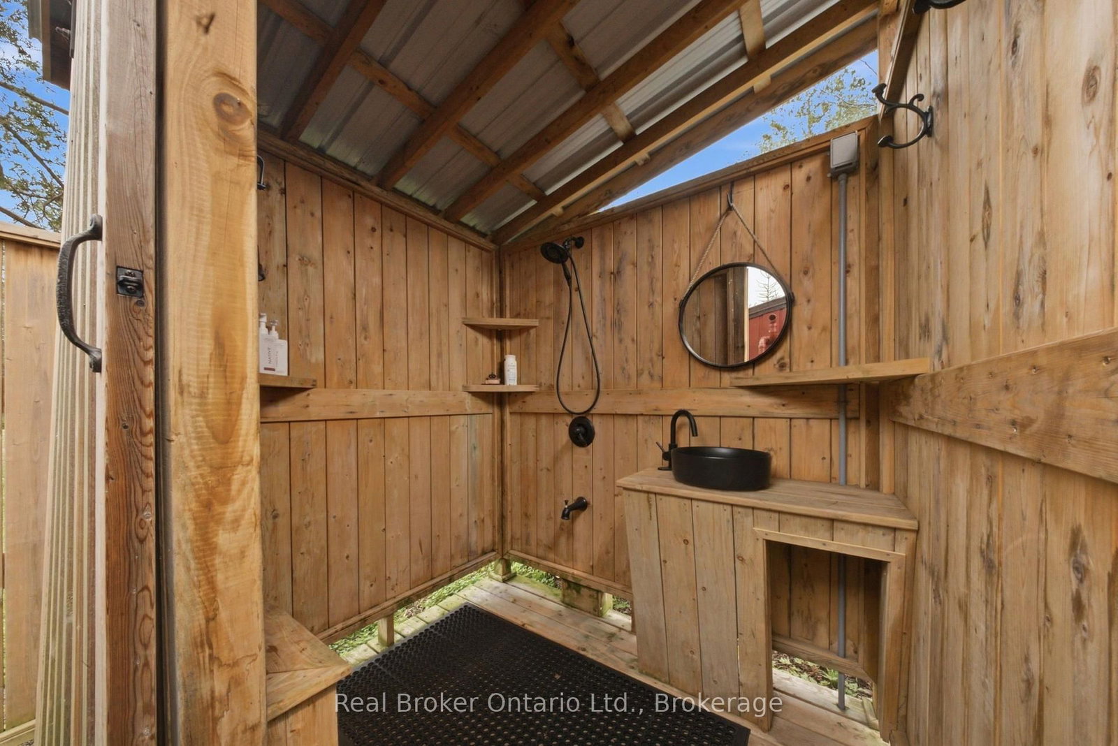 111 Wilson Drive • Georgian Bluffs, ON photo 8