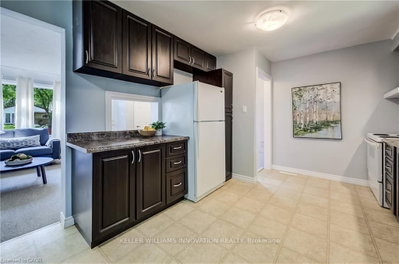 140 Donald Street — photo 5